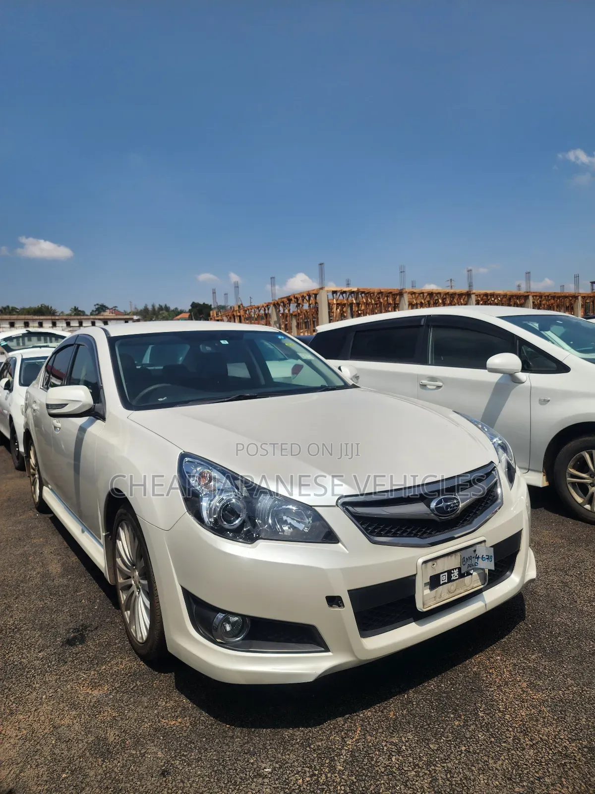 Subaru Legacy 2.5i Premium 2010 White