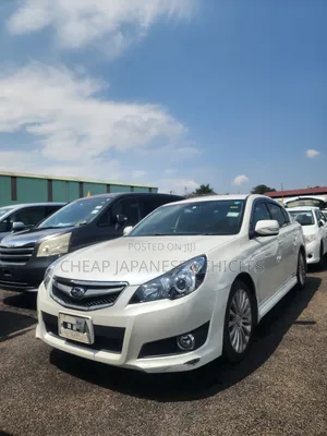 Subaru Legacy 2.5i Premium 2010 White