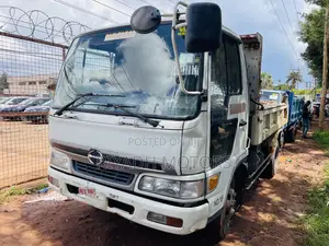 Hino Dumper White Color