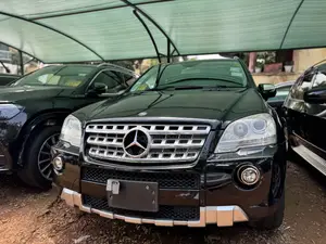 Mercedes-Benz M Class 2011 Black