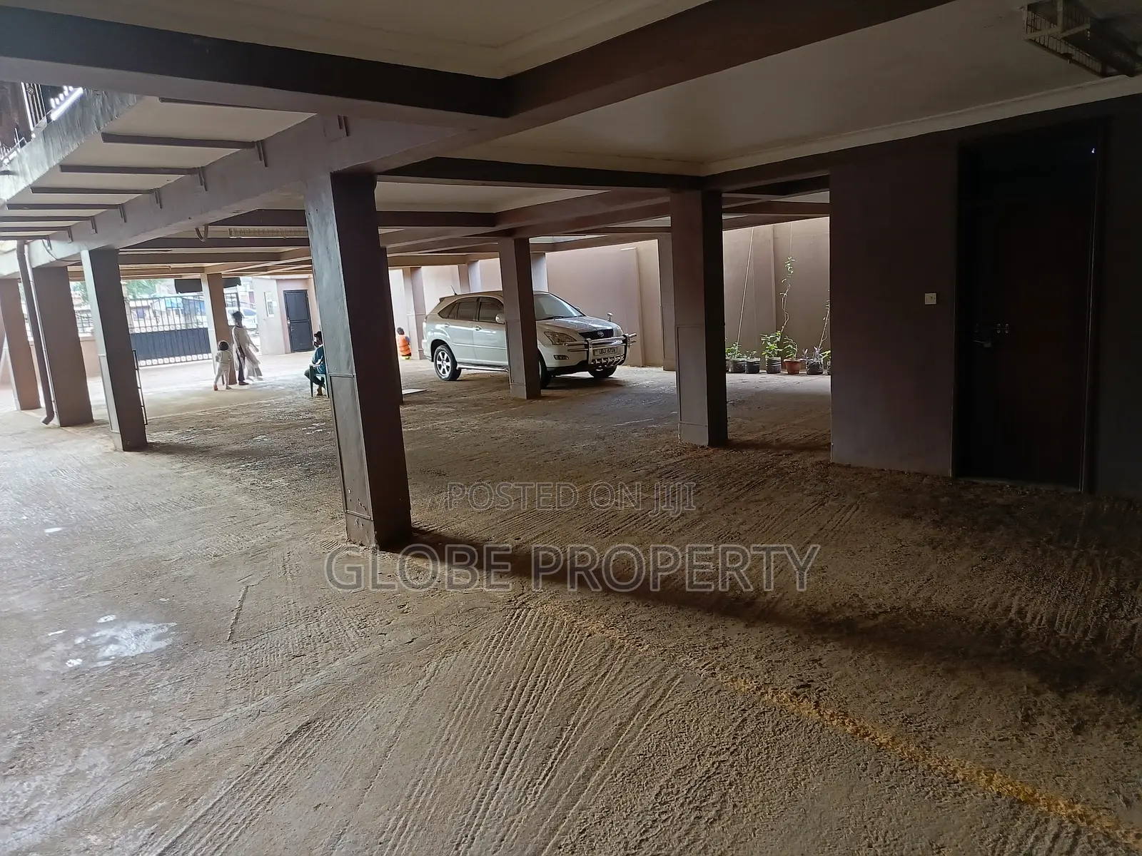 3bdrm Apartment in Ldc, Central Division for rent
