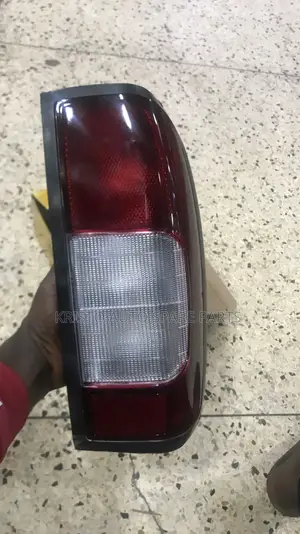 Backlights Nissan Hardbody