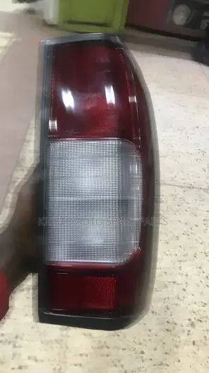 Backlights Nissan Hardbody