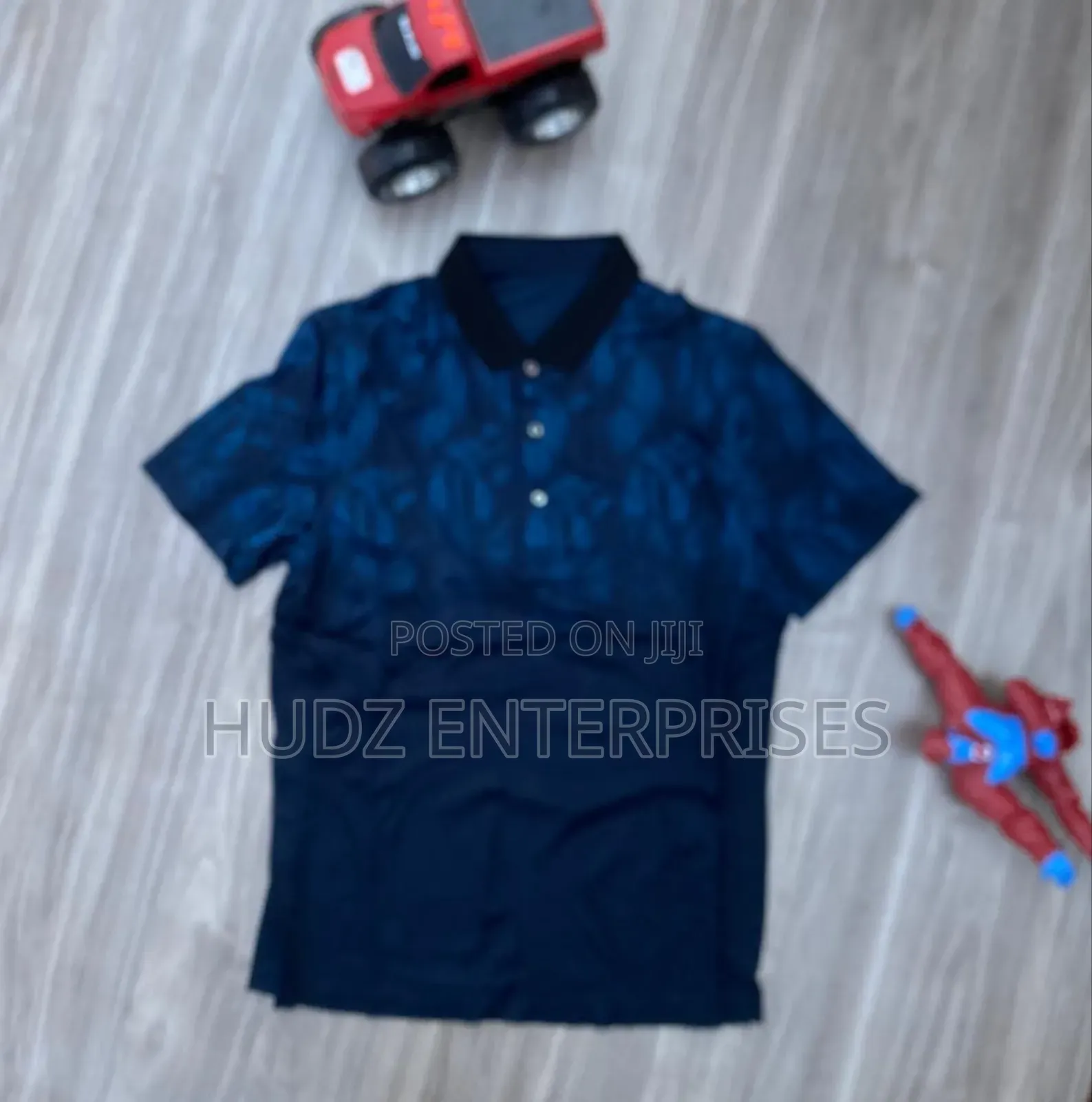 Decent Collar T-Shirt Navy Blue