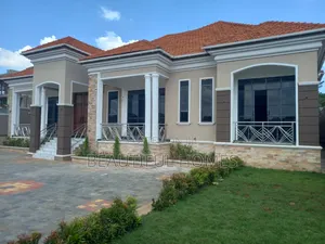 Furnished 5bdrm Bungalow in Najjera Gated, Central Division for sale