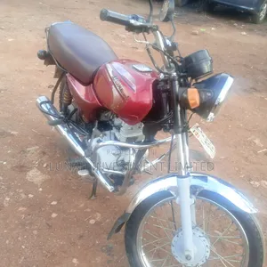 Bajaj Boxer 100 2023 Red