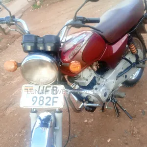 Bajaj Boxer 100 2023 Red