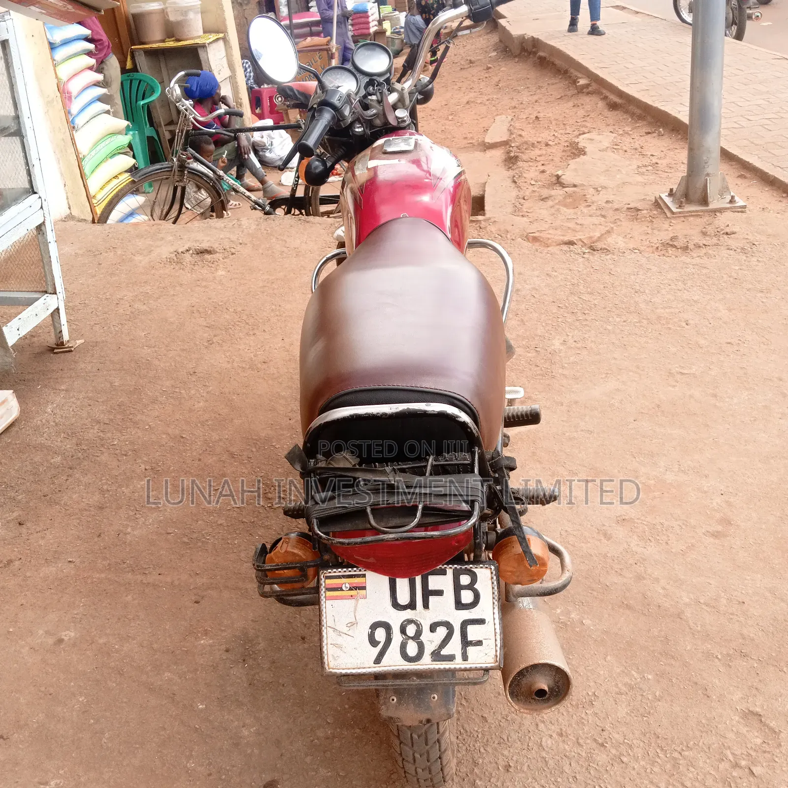 Bajaj Boxer 2023 Red