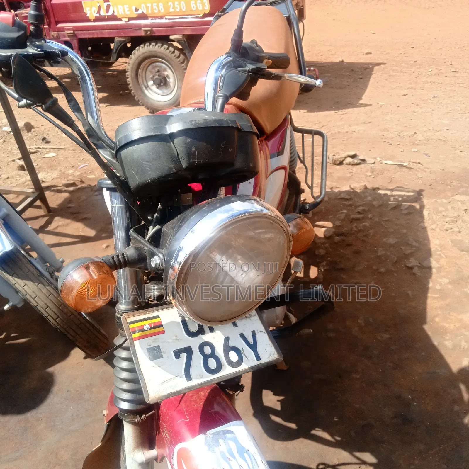 TVS HLX 125 2023 Red