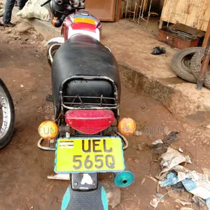 Bajaj Boxer 2023 Red