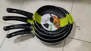 Non Stick Flying Pan