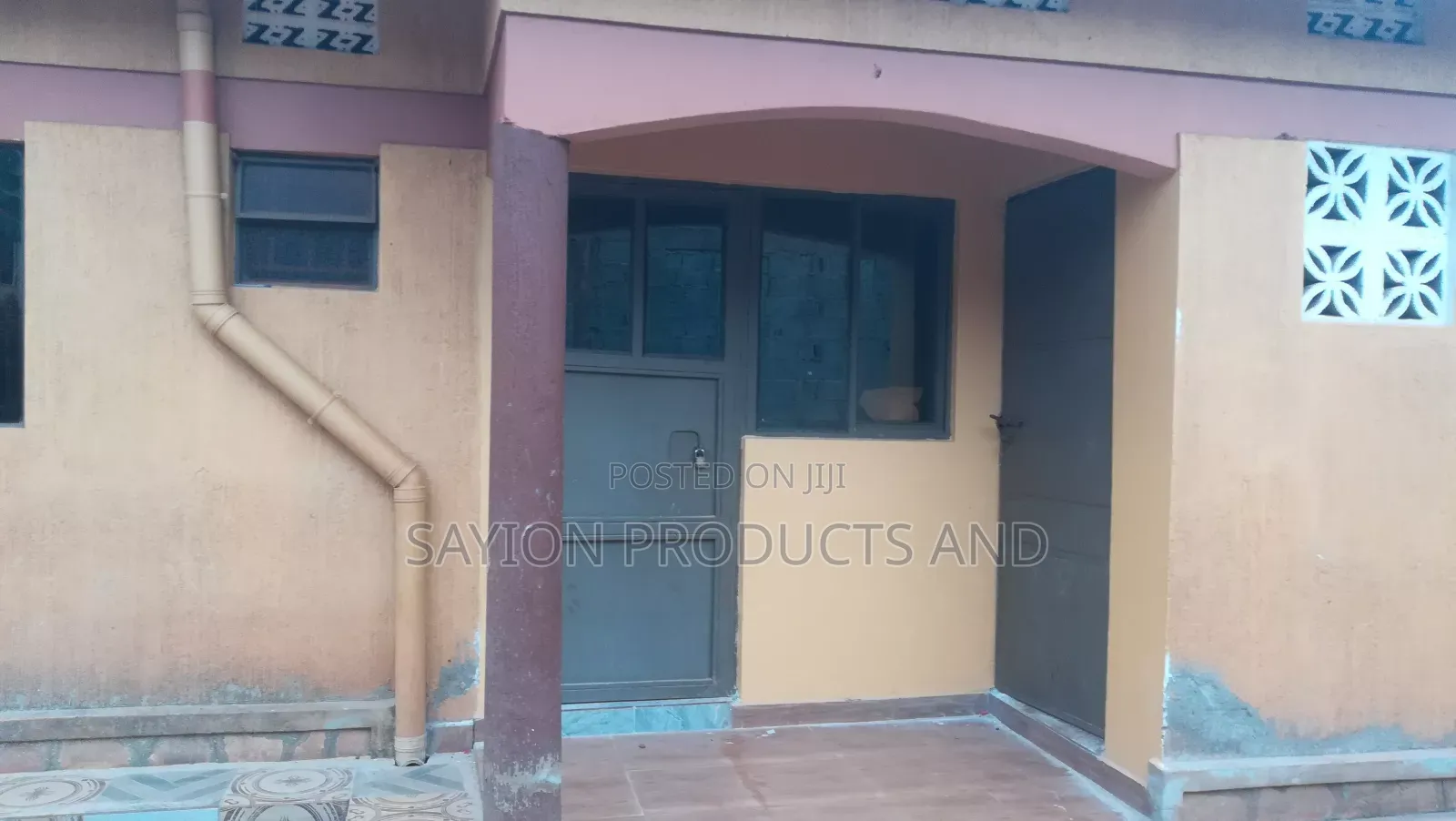 Furnished 1bdrm Bungalow in Jakiez, Nsangi for rent