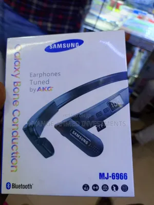 Photo - Samsung Headphones the Born Conduction