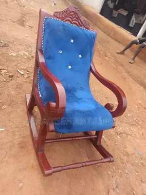 Photo - Locking Chair Entebbe Ya Taata 1411425