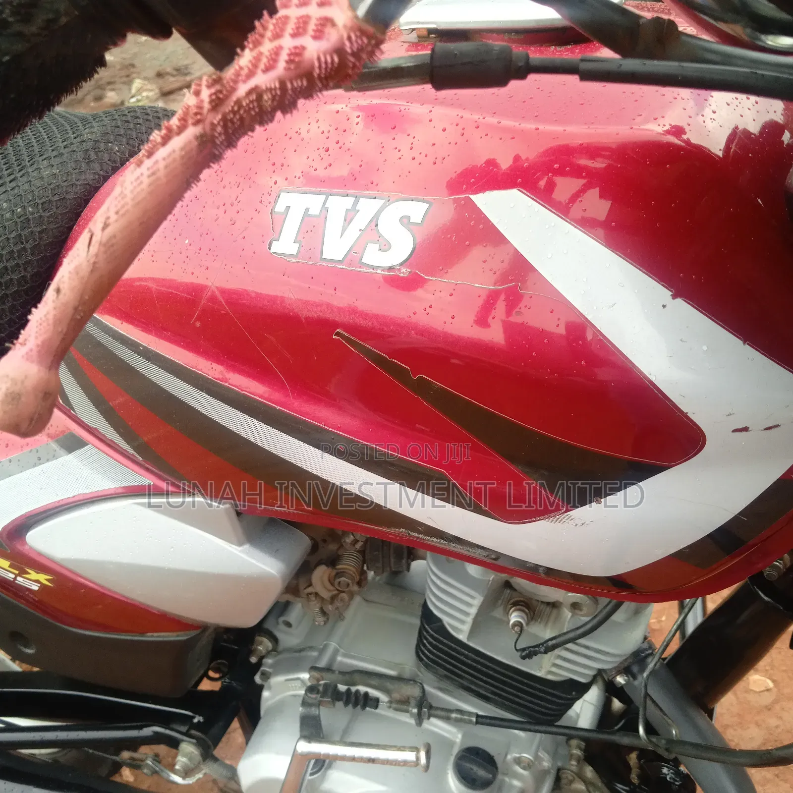 TVS HLX 125 2023 Red