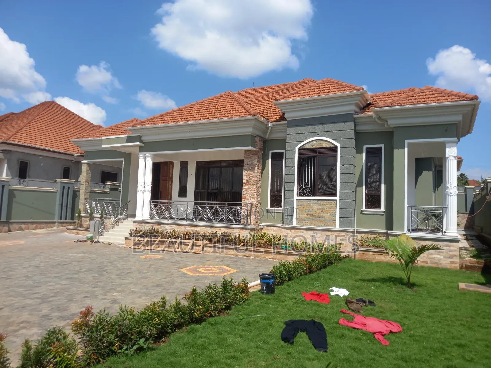Furnished 5bdrm Mansion in Najjera, Central Division for sale