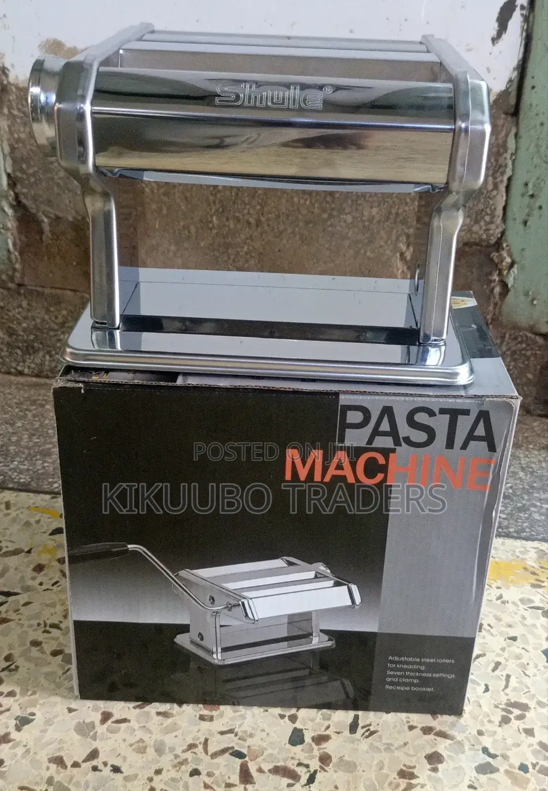 Pasta Maker / Spaghetti Machine