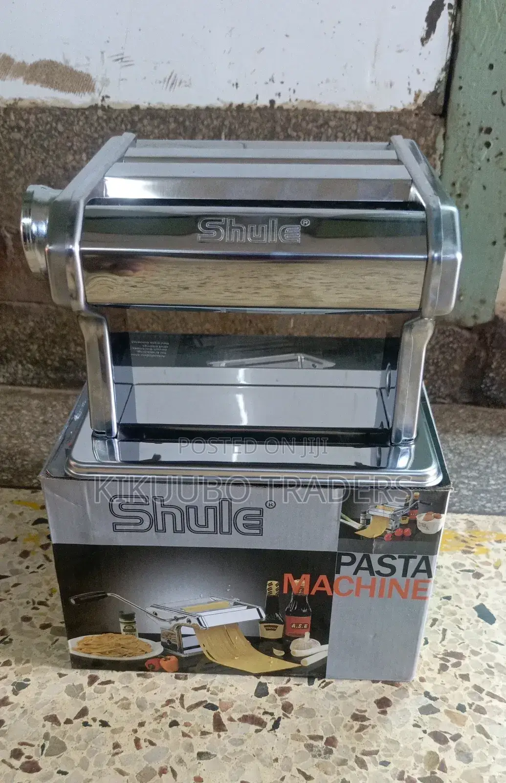 Spaghetti, Noodle and Pasta Maker Machine