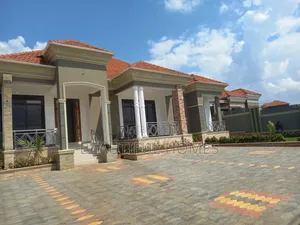 Furnished 5bdrm House in Najjera, Nakawa for sale