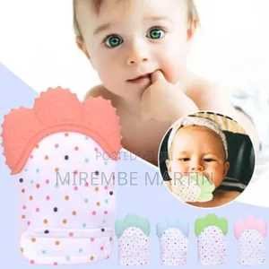 Photo - Baby Teething Mittens Self-Soothing Pain Relief Toy