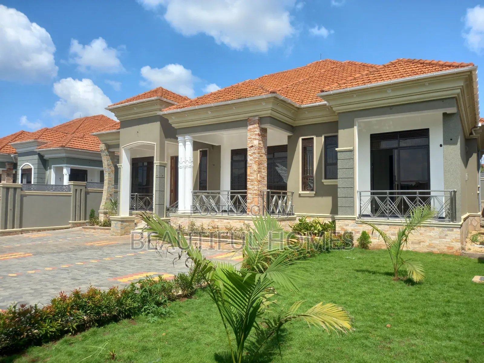 Furnished 5bdrm Bungalow in Kira for sale