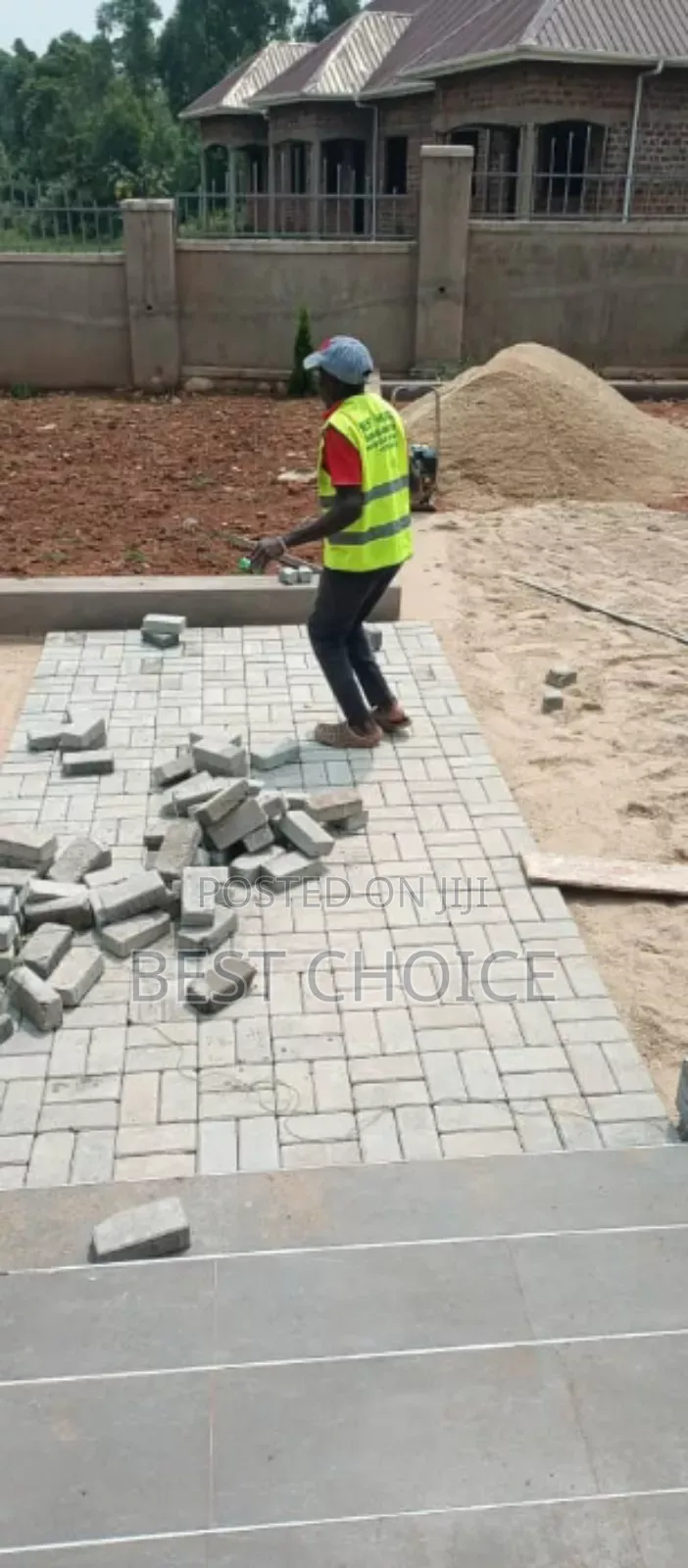 Professional Paver Installation/Landscaping Services.
