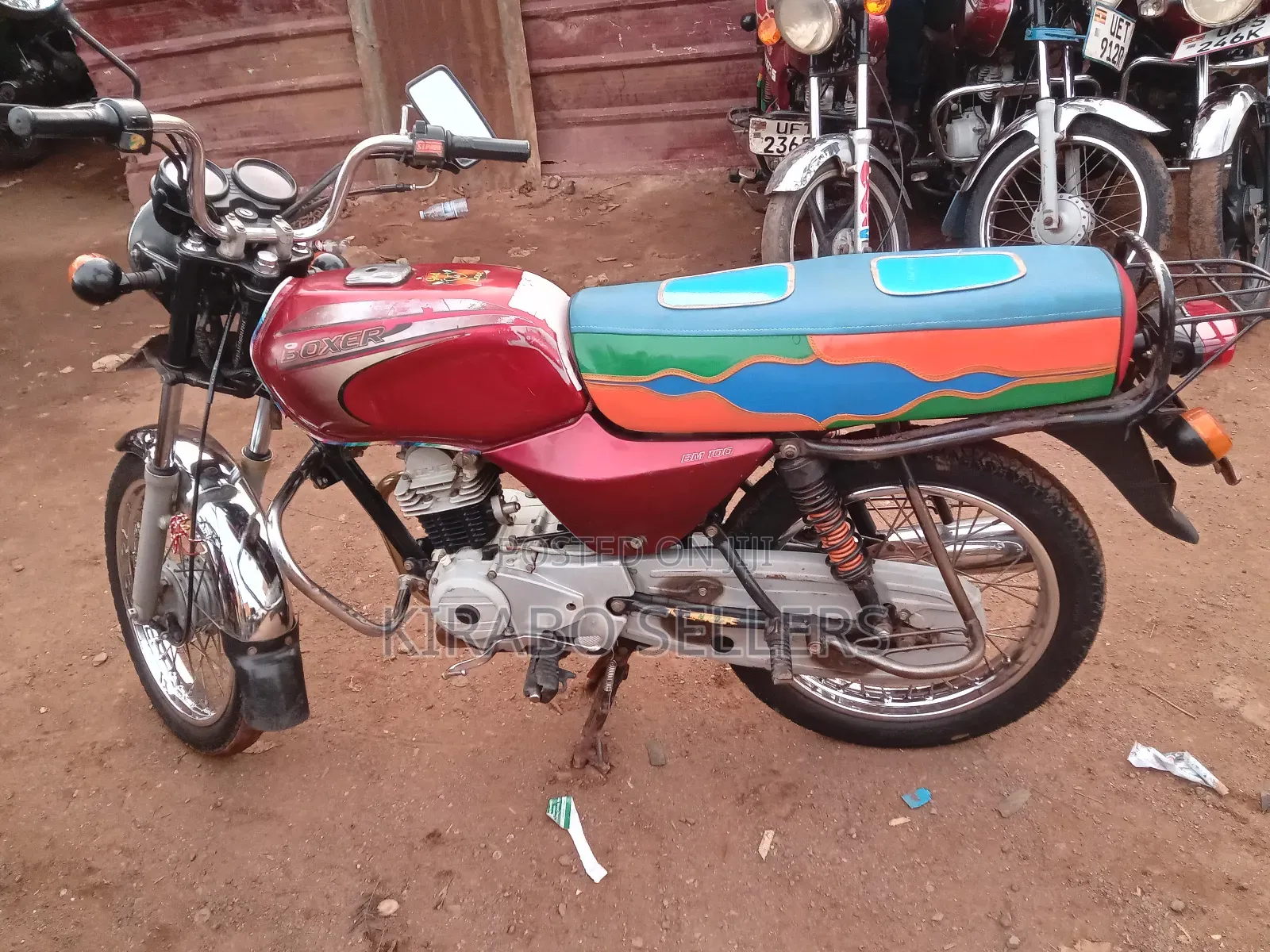 Bajaj Boxer 100 2023 Red