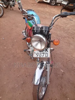 Bajaj Boxer 100 2023 Red