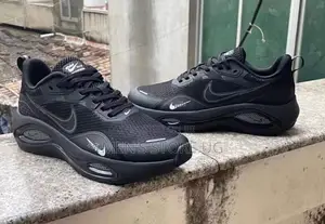 Nike Air Zoom Plain Black