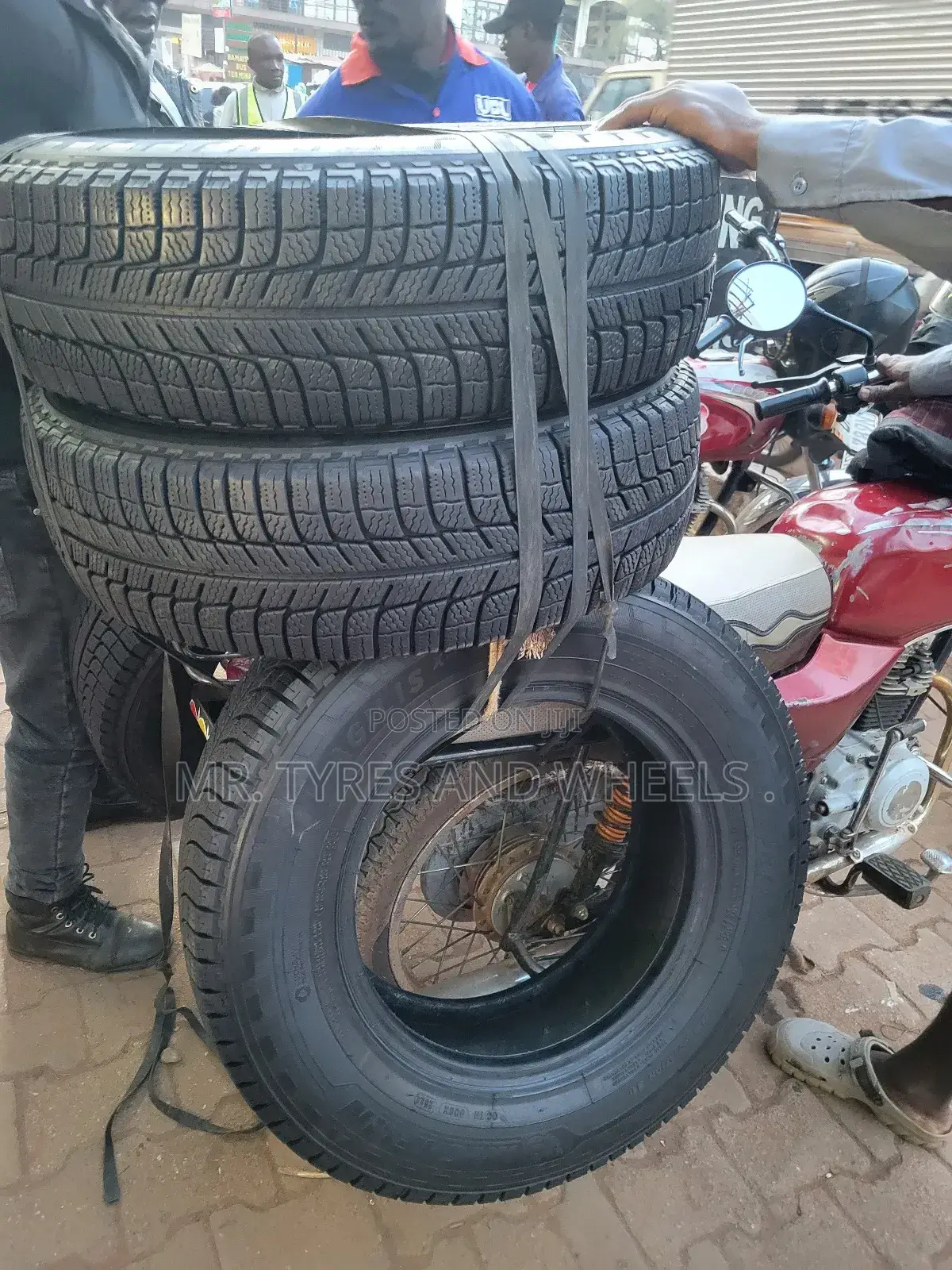 We Deliver Any Size and Any Type We Prefer Doing Wat U Want.