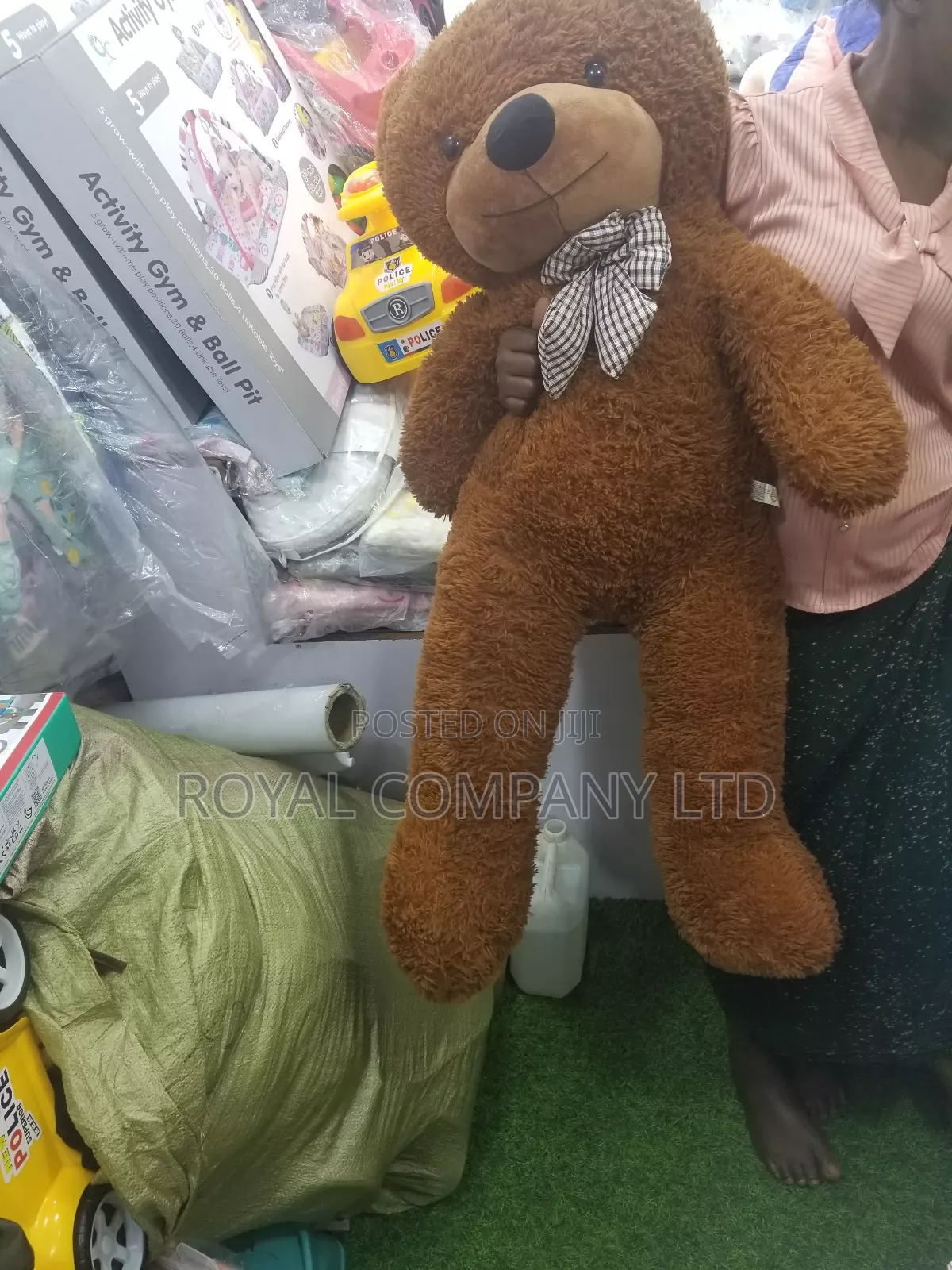 Plush Teddy Bears/Biggest Bear