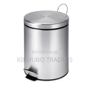 Stainless Steel Pedal Trash Can (8L)