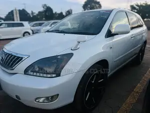 Toyota Harrier 2.4 2011 White