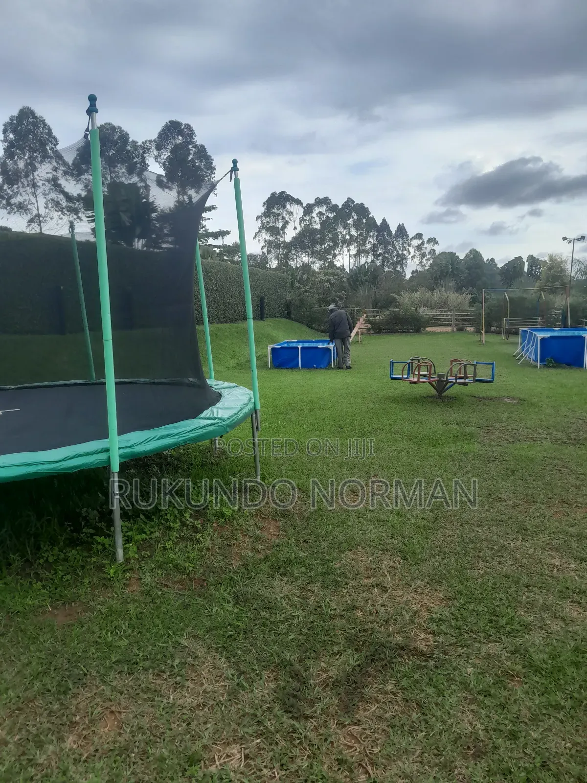 Commercial Trampoline (14 Feet)