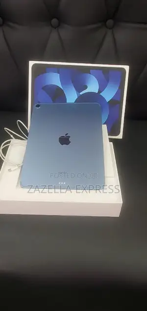 Apple iPad Air 64 GB Blue