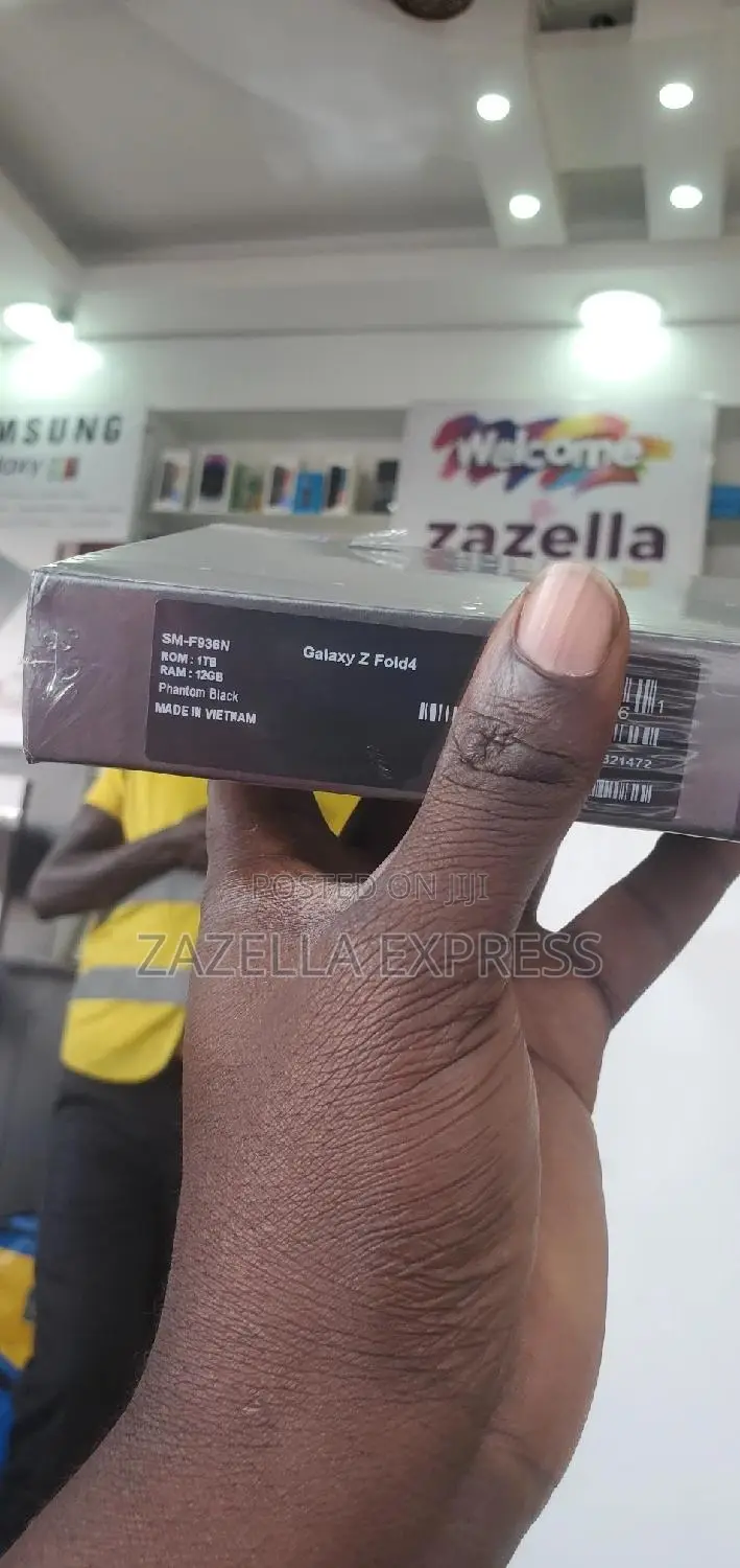 New Samsung Galaxy Z Fold4 1 TB Black