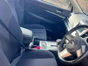 Subaru Outback 2010 Silver