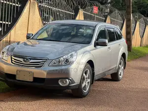 Subaru Outback 2010 Silver