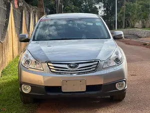 Subaru Outback 2010 Silver