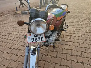 Bajaj Boxer 2022 Red