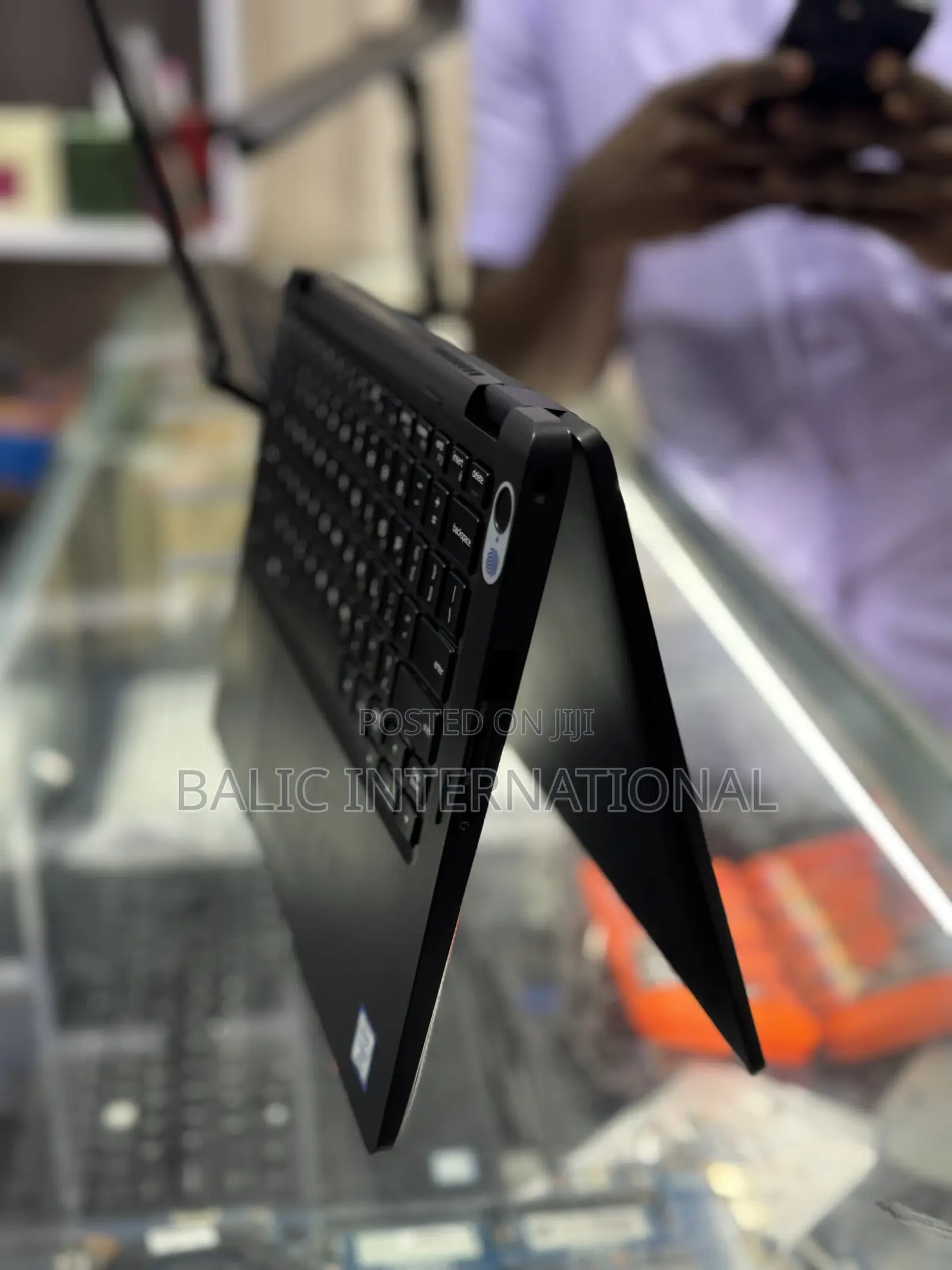 Laptop Dell Latitude 5300 8GB Intel Core I7 SSD 256GB