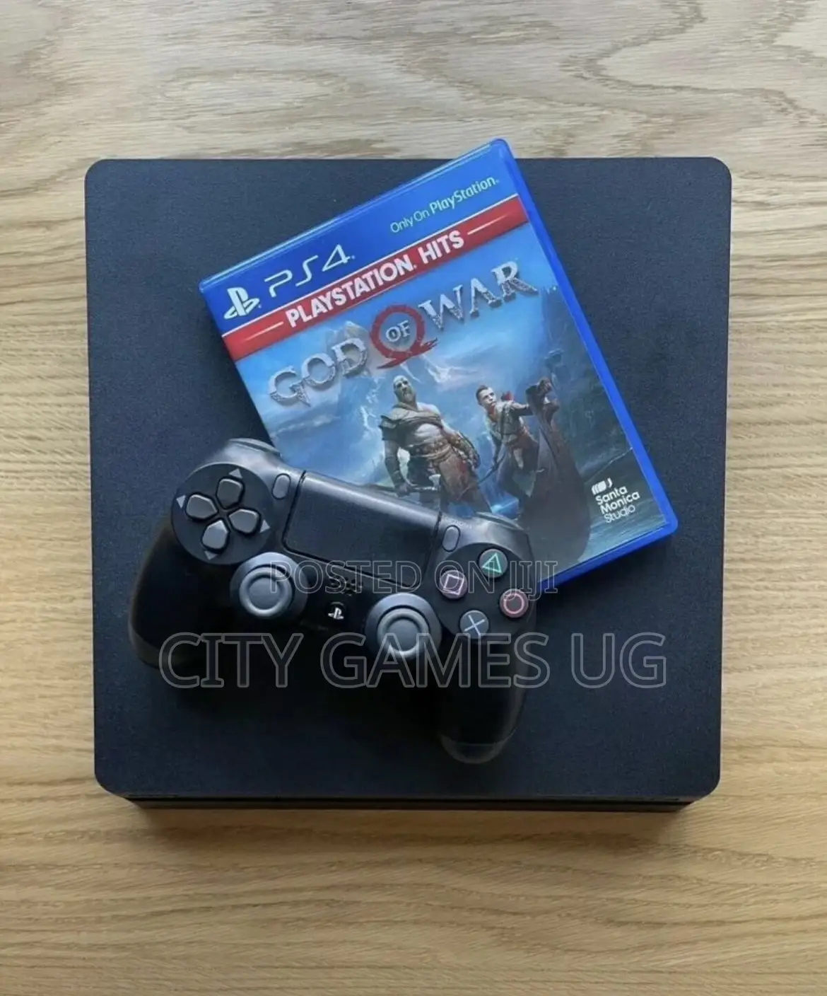 SONY PLAYSTATION 4 With Games
