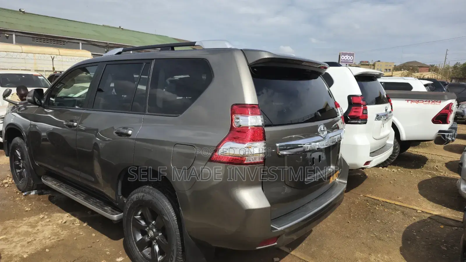 Toyota Land Cruiser Prado 2016 Gray