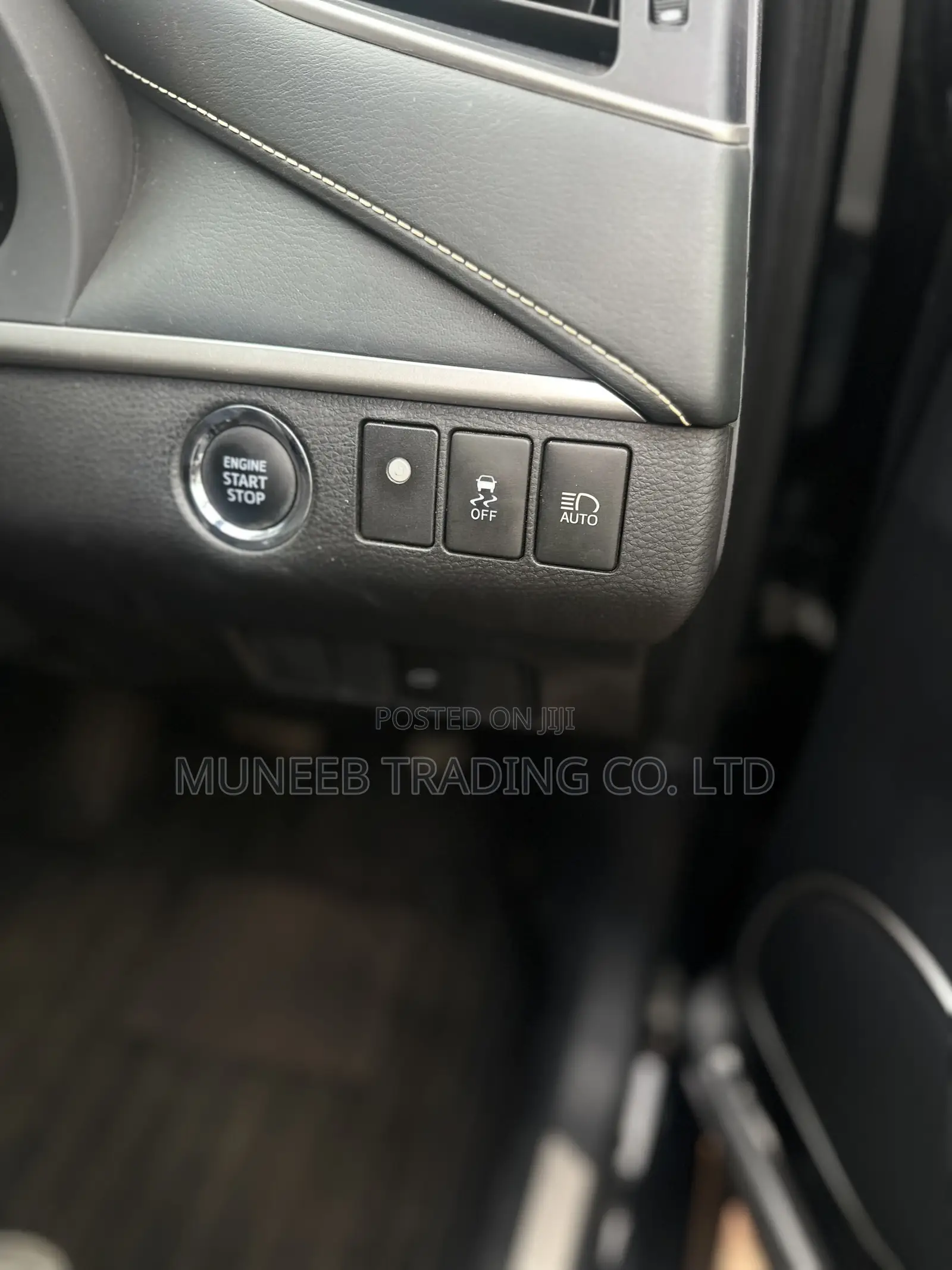 Toyota Harrier 2.0 2015 Black