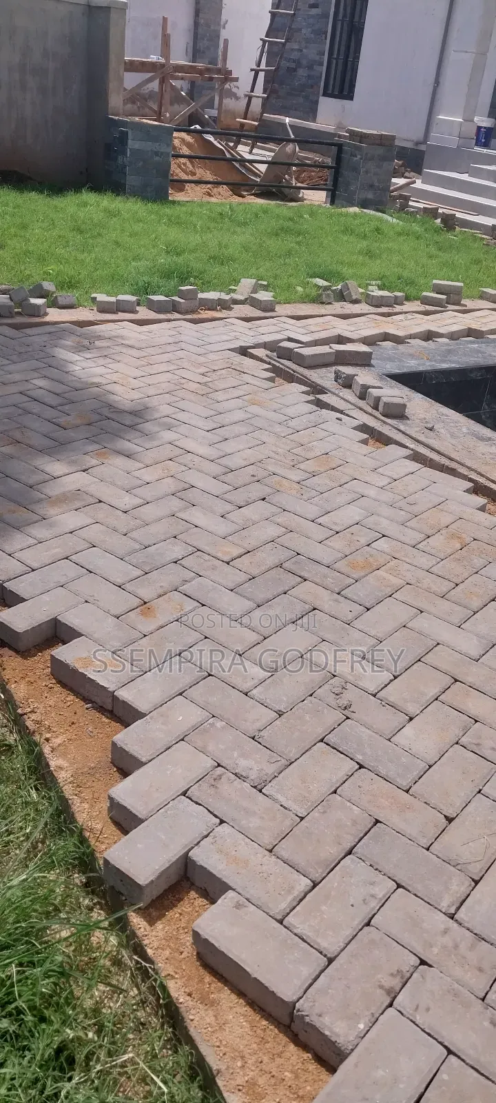 Proffetional Installer of Pavers in Hotels Residential Homes
