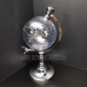 Round Base Silver Glas Globe Liquor,Juice Decanter Dispenser
