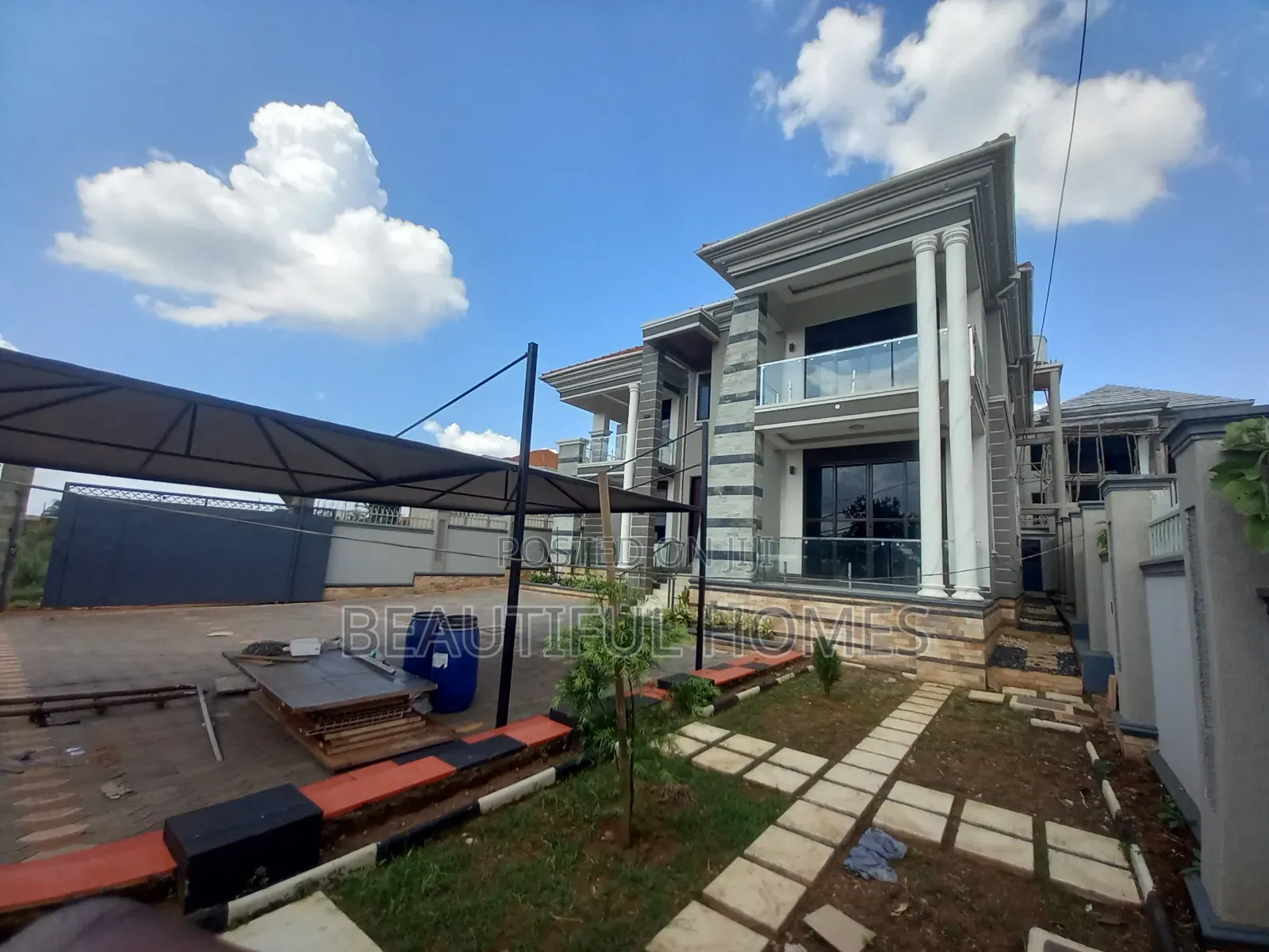 Furnished 6bdrm House in Kira for sale
