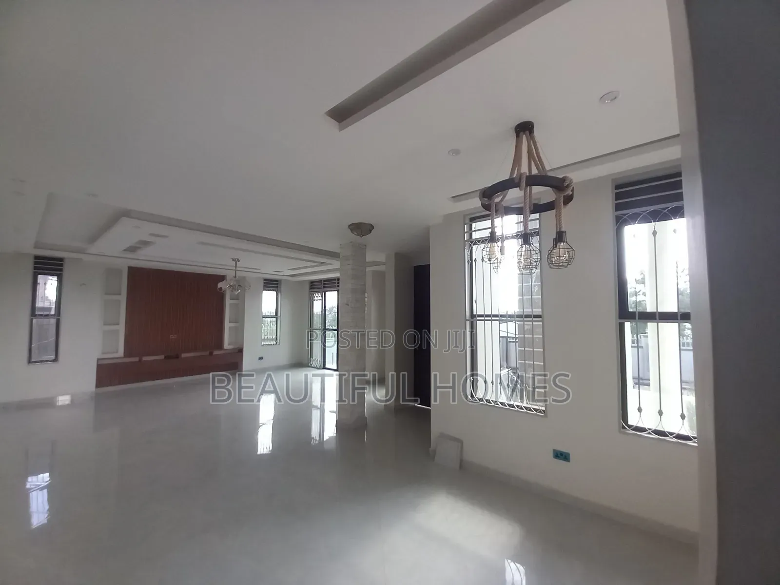 Furnished 6bdrm House in Kira for sale