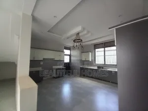 Furnished 6bdrm Mansion in Kira for sale