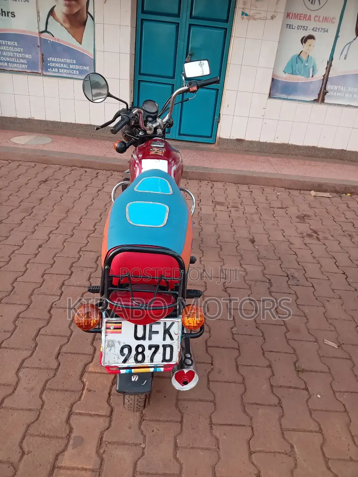 Bajaj Boxer 100 2023 Red